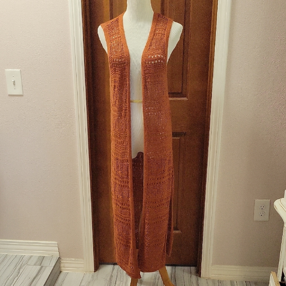 Cloud Chaser Crochet Vest in Warm Rust